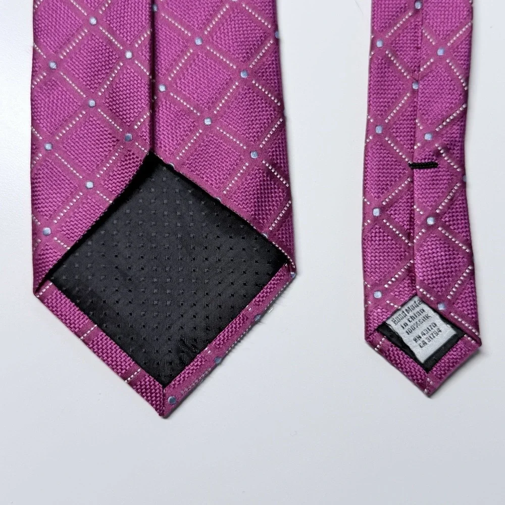 Geoffrey Beene Necktie Pink Check Old Money Preppy Ivy League Menswear Tie‎